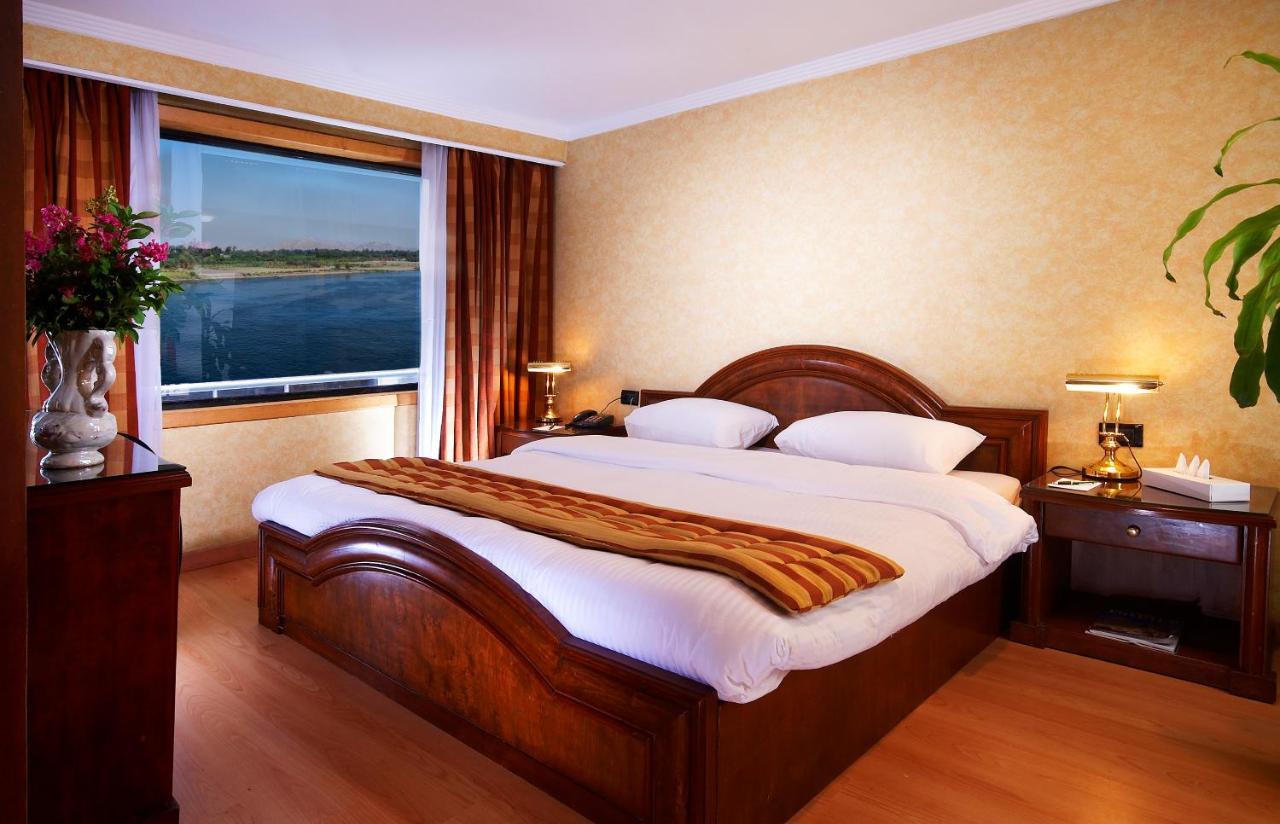 Nile Carnival Cruise 4Nt Lxr Thursday 3Nt Asw Monday 룩소르 외부 사진
