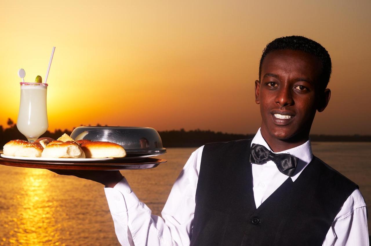 Nile Carnival Cruise 4Nt Lxr Thursday 3Nt Asw Monday 룩소르 외부 사진